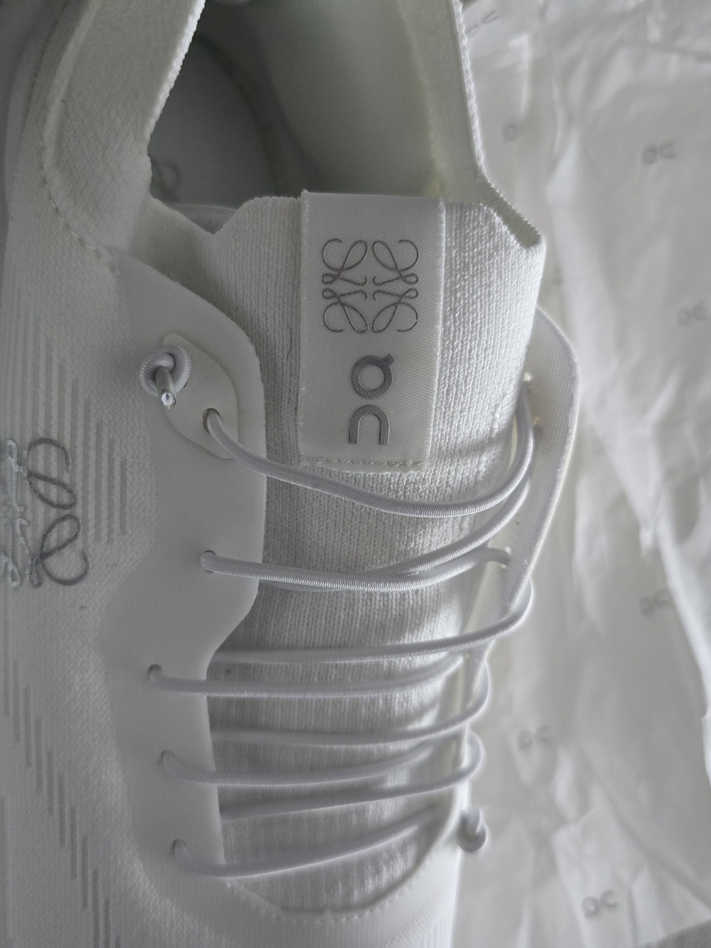 LOEWE x ON CLOUDTILT SNEAKERS - Picture 5 of 8